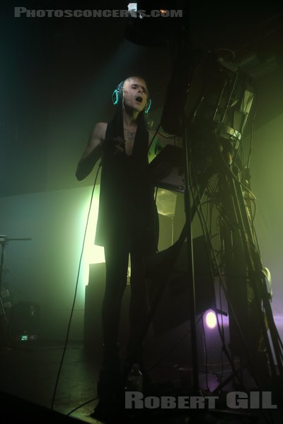 IAMX - 2022-06-10 - PARIS - Petit Bain - 